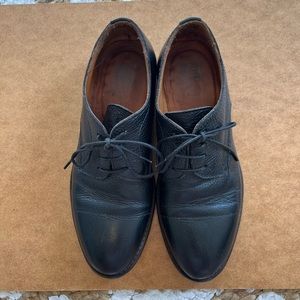 Moma Black Oxford size 36
